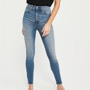 Abercrombie Ultra High Rise Super Skinny Jean